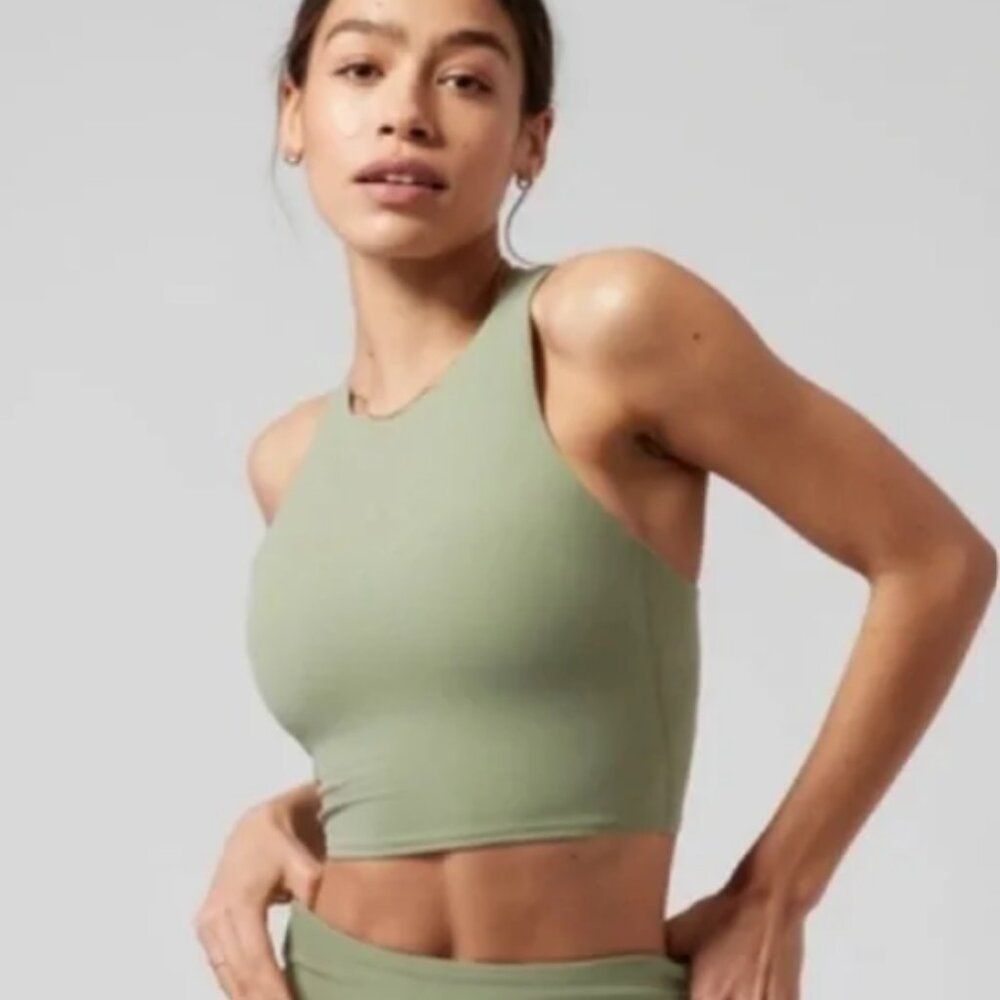 Athleta Conscious Crop D-DD